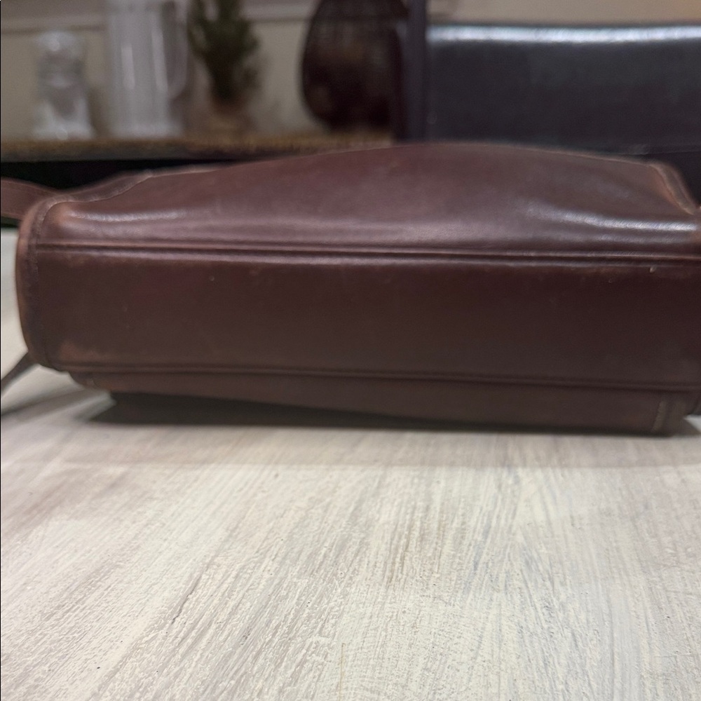 Vintage Coach Legacy Flap Brown Leather Crossbody Bag - Picture 6 of 11
